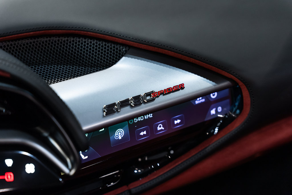 Certified 2022 Ferrari SF90 Spider AWD/4WD image 35