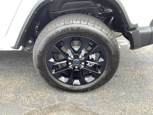 Certified 2025 Jeep Wrangler Unlimited Sahara w/ Safety Group AWD/4WD image 6
