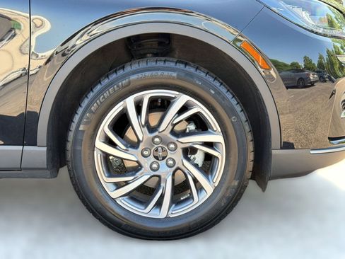Used 2023 Lincoln Corsair FWD w/ Equipment Group 101A image 12