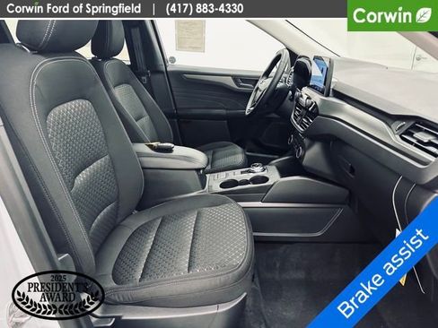 New 2026 Ford Escape Active w/ Cold Weather Package FWD image 12