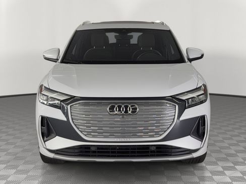 Used 2024 Audi Q4 e-tron Premium Plus image 6