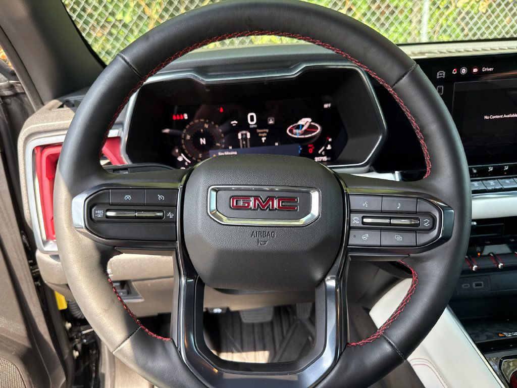 Used 2024 GMC Canyon AT4X AWD/4WD image 22
