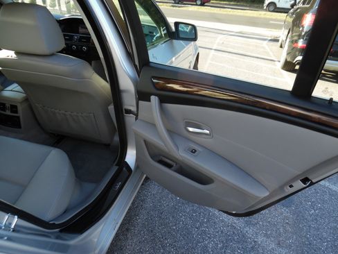 Used 2008 BMW 535i Sedan w/ Premium Pkg image 18