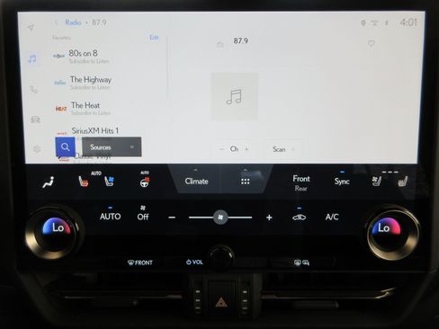 Used 2025 Lexus GX 550 w/ Cold Area Package AWD/4WD image 41