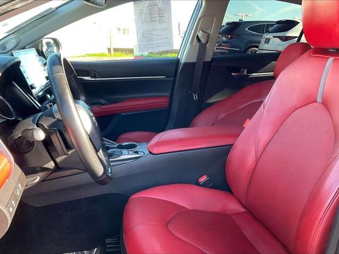 Used 2021 Toyota Camry XSE image 21