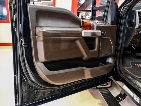 Used 2022 Ford F450 King Ranch w/ King Ranch Ultimate Package image 39