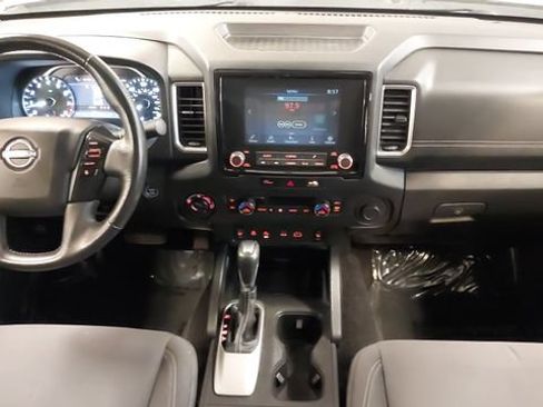 Used 2024 Nissan Frontier SV w/ SV Convenience Package AWD/4WD image 32