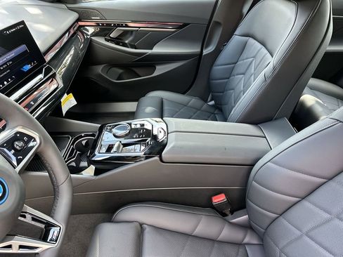 New 2026 BMW i5 eDrive40 w/ M Sport Package image 25