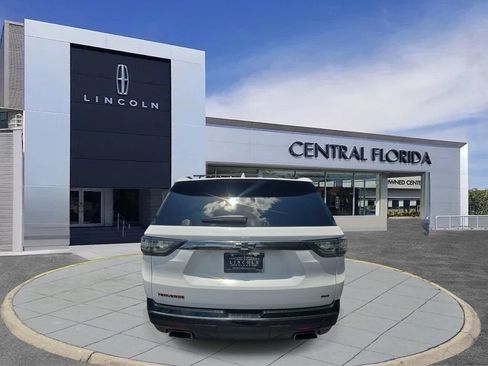 Used 2019 Chevrolet Traverse Premier w/ Redline Edition AWD/4WD image 4