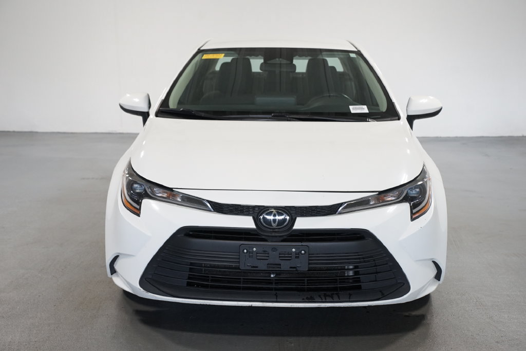 Certified 2024 Toyota Corolla LE FWD image 2