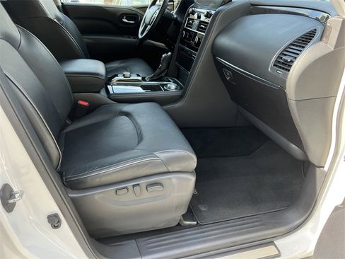 Used 2024 INFINITI QX80 Luxe image 22