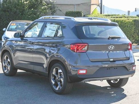 New 2026 Hyundai Venue SEL image 7