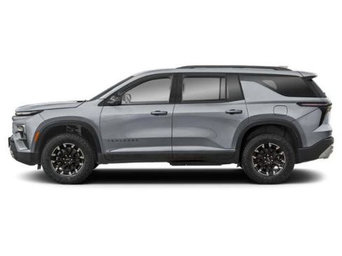Used 2025 Chevrolet Traverse High Country FWD image 7