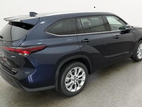 New 2026 Toyota Highlander Limited AWD/4WD image 21