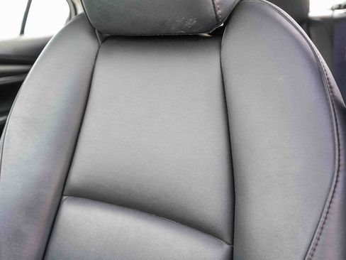 Used 2025 MAZDA MAZDA3 s FWD image 24