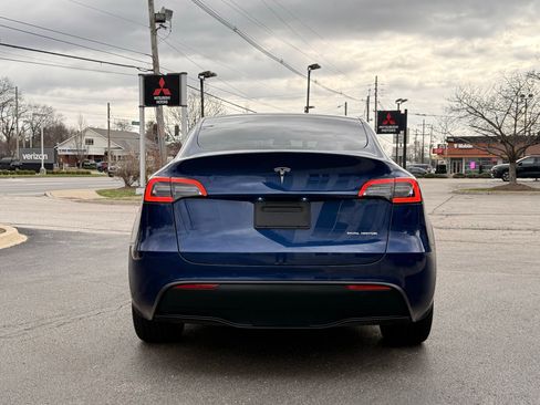 Used 2021 Tesla Model Y Long Range image 7