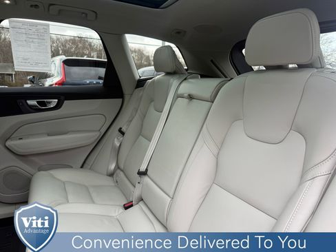 Certified 2023 Volvo XC60 B6 Ultimate w/ Protection Package Premier AWD/4WD image 22