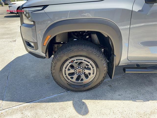 Used 2026 Nissan Frontier PRO-4X w/ Pro-4x Convenience Package AWD/4WD image 6