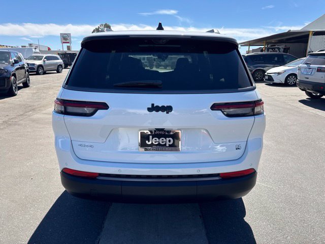 New 2026 Jeep Grand Cherokee L Limited AWD/4WD image 4