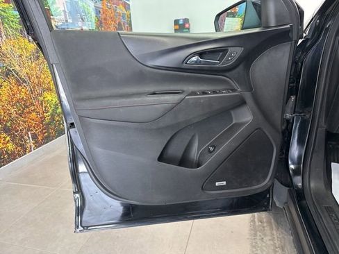 Used 2022 Chevrolet Equinox RS w/ RS Leather Package AWD/4WD image 22