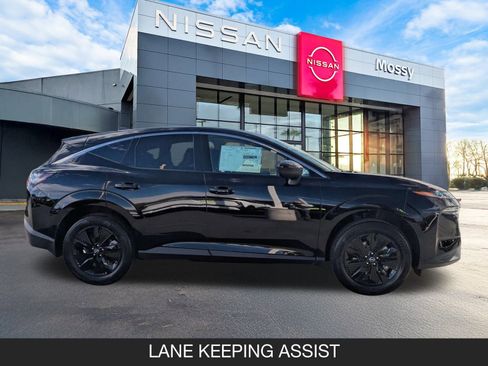 New 2026 Nissan Murano SV image 6