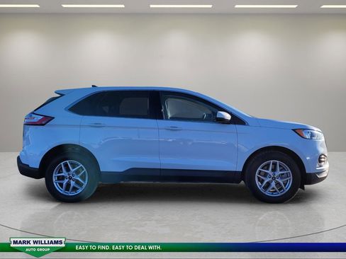 Certified 2023 Ford Edge SEL w/ Convenience Package image 2