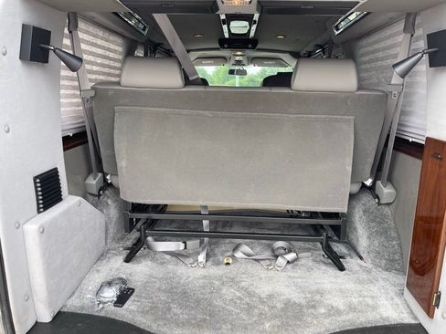 Used 2014 GMC Savana 1500 RWD image 11