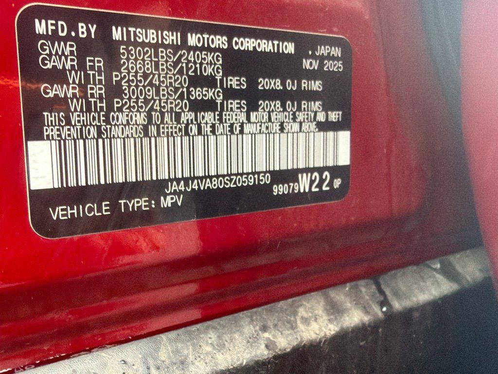 Used 2025 Mitsubishi Outlander SE AWD/4WD image 4