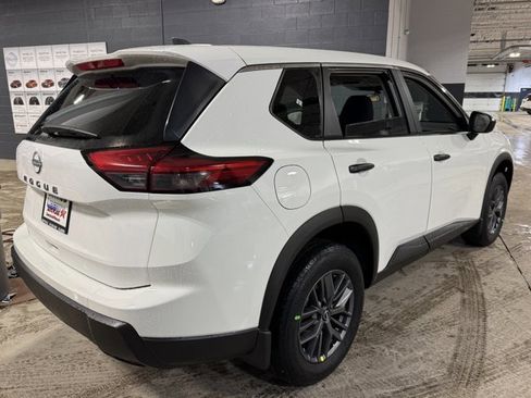 New 2026 Nissan Rogue S image 6