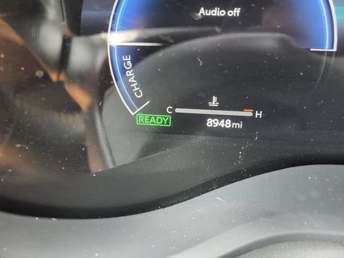 Used 2025 Toyota Sienna XLE Woodland Edition AWD/4WD image 28