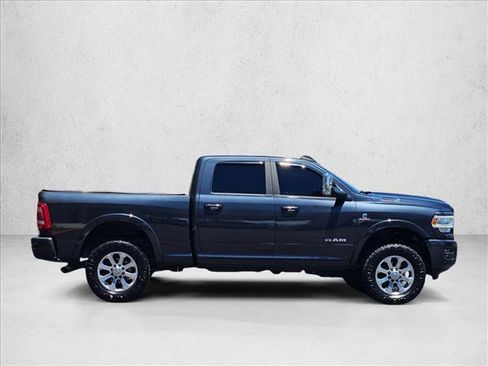 Used 2019 RAM 2500 Laramie AWD/4WD image 4