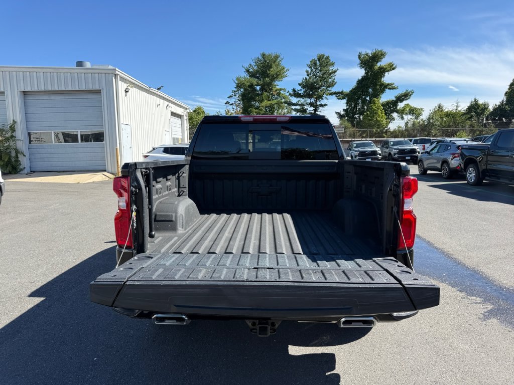 Used 2025 Chevrolet Silverado 1500 RST w/ Convenience Package II AWD/4WD image 28
