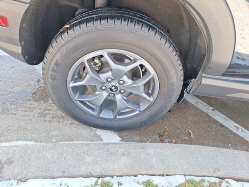 Used 2022 Ford Bronco Sport Badlands image 11