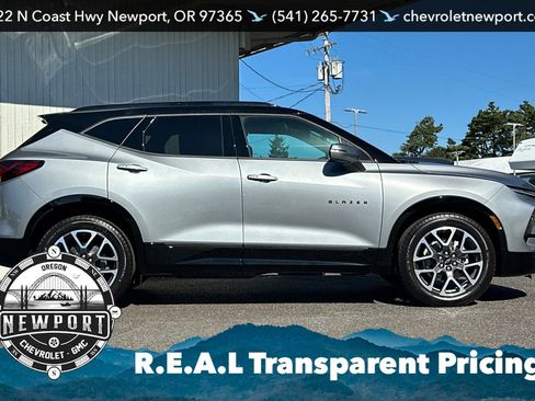 New 2025 Chevrolet Blazer RS w/ Enhanced Convenience Package image 3