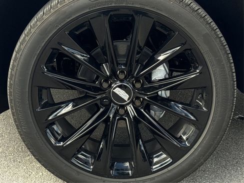 New 2026 Cadillac Escalade Platinum Sport w/ LPO, ONYX Package image 13