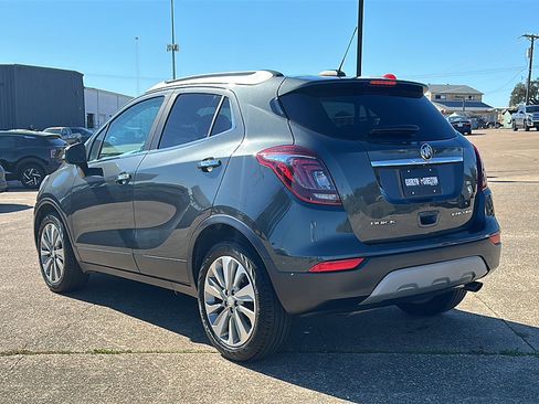 Used 2018 Buick Encore Preferred image 6