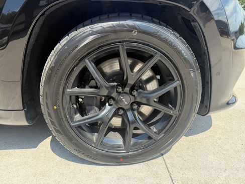 Used 2018 Jeep Grand Cherokee Trackhawk AWD/4WD image 71