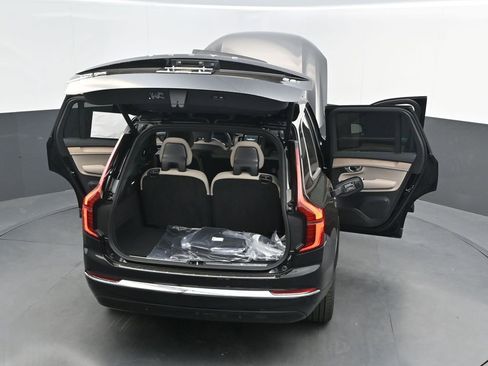 New 2026 Volvo XC90 B6 Plus AWD/4WD image 40
