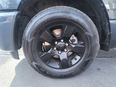 Used 2025 RAM 1500 Tradesman w/ Night Edition image 10