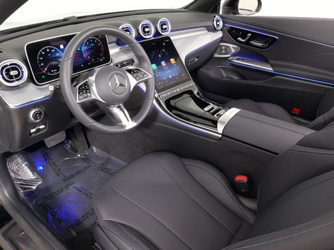 Used 2024 Mercedes-Benz CLE 300 4MATIC Cabriolet image 31