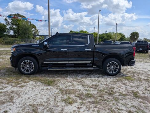 Used 2023 Chevrolet Silverado 1500 High Country image 7