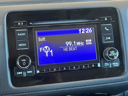 Used 2019 Honda HR-V LX image 18