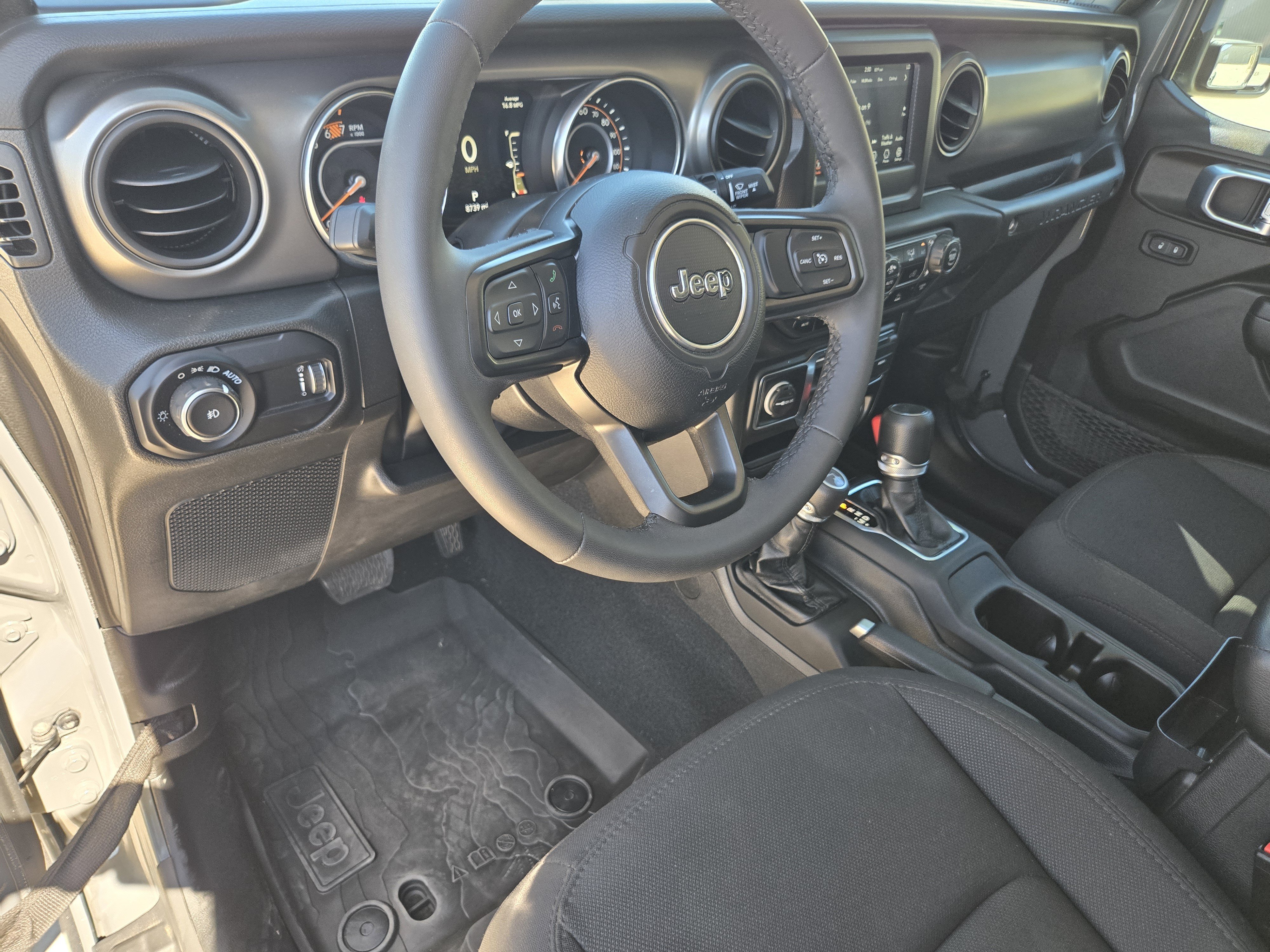 Used 2023 Jeep Wrangler Sport AWD/4WD image 24