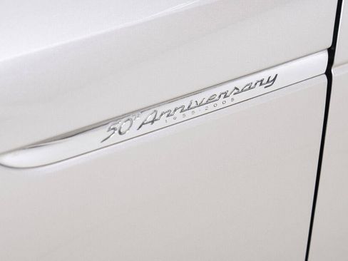 Used 2005 Ford Thunderbird Deluxe RWD image 44