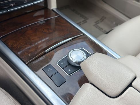 Used 2014 Mercedes-Benz E 350 Sedan image 22