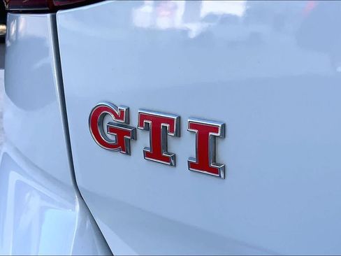 Used 2019 Volkswagen GTI S FWD image 7