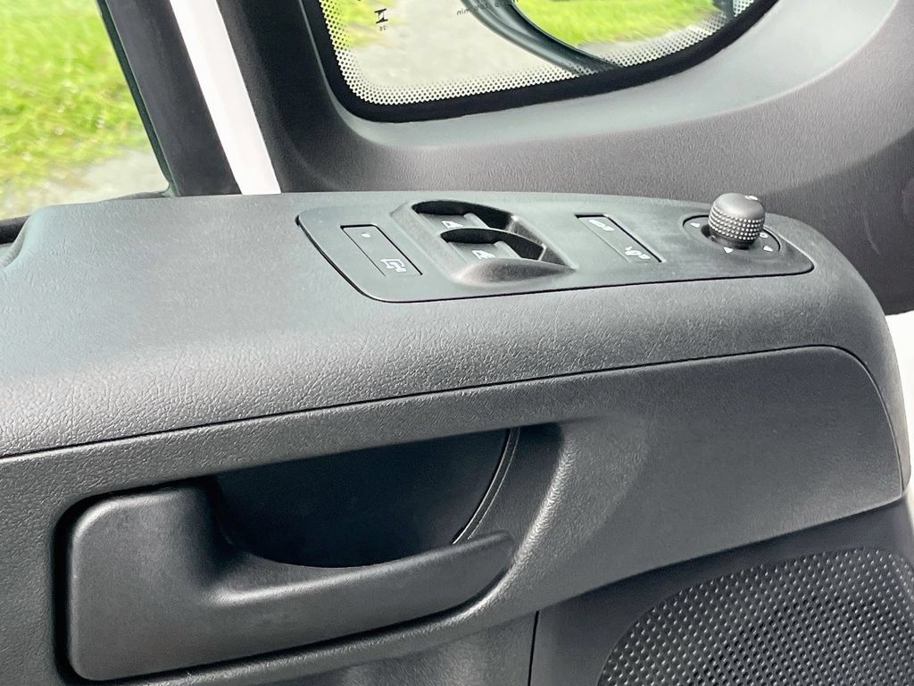 New 2026 RAM ProMaster 3500 w/ Convenience Group FWD image 17