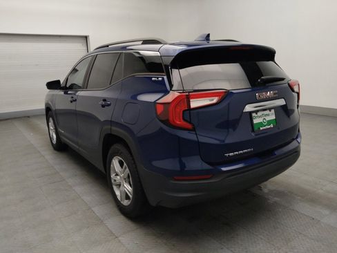 Used 2022 GMC Terrain SLE w/ Driver Convenience Package image 5