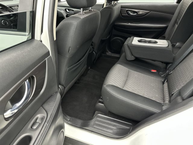 Used 2020 Nissan Rogue S w/ Special Edition Package AWD/4WD image 21