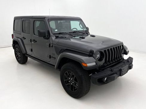 Used 2023 Jeep Wrangler Unlimited Sport AWD/4WD image 2